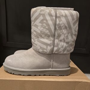 UGG Classic Light Gray Boots